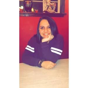 Meet your Posher, Claudia